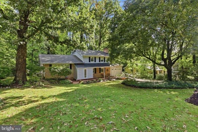 /international/us/5017-dodson-drive-annandale-va-110120556276/