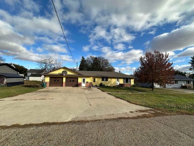 /international/us/455-4th-avenue-ashton-ia-110103129044/