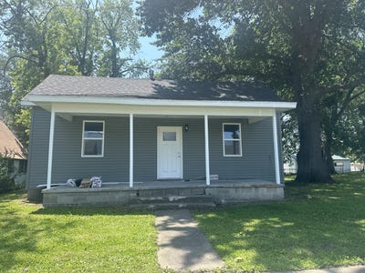/international/us/564-north-st-marshall-mo-110100097590/