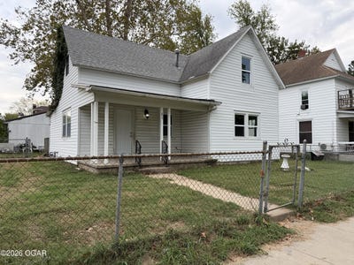 /international/us/21-s-oronogo-street-webb-city-mo-110110371919/