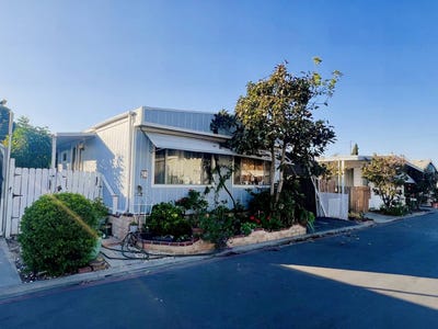 /international/us/7850-slater-ave-huntington-beach-ca-110095643685/