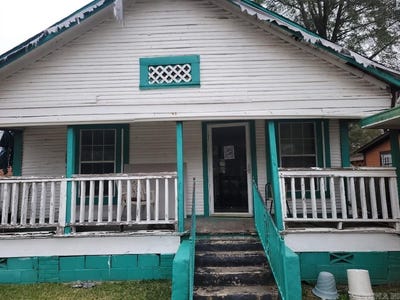 /international/us/708-belmont-st-texarkana-ar-110108390331/