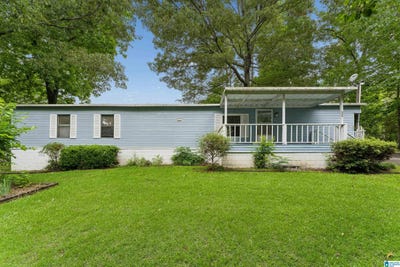 /international/us/300-huntsville-avenue-trussville-al-110108357018/