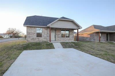 /international/us/901-n-barrett-avenue-denison-tx-110108416913/