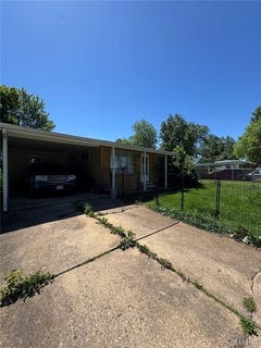 /international/us/943-judy-drive-farmington-mo-110108140877/