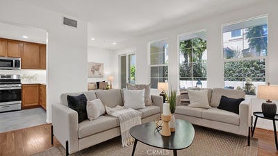 /international/us/48-walbert-ladera-ranch-ca-110107959816/