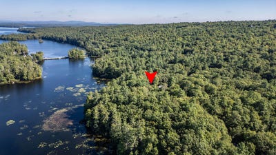 /international/us/13-16-joyal-hill-lane-casco-me-110119322870/
