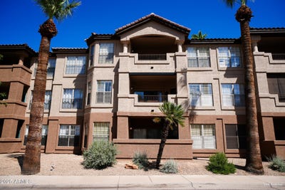 /international/us/14950-w-mountain-view-boulevard-surprise-az-110101289302/