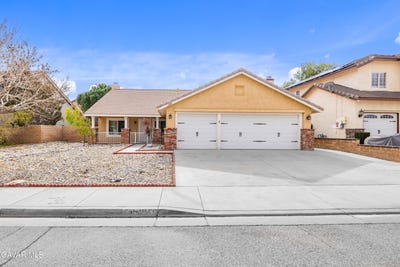/international/us/3310-caspian-drive-palmdale-ca-110105877590/