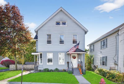 /international/us/120-w-main-street-port-jervis-ny-110120585948/