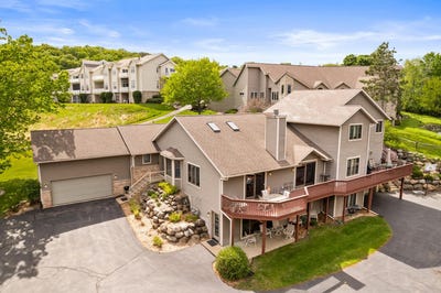 /international/us/n2783-summerville-park-road-lodi-wi-110099166243/