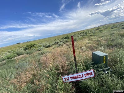 /international/us/257-pinnacle-drive-lyman-wy-110107611369/
