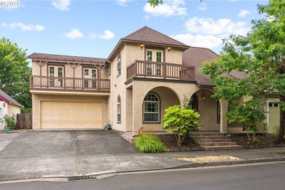 /international/us/858-ne-clear-creek-way-fairview-or-110100995799/