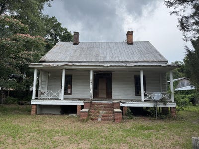 /international/us/123-n-main-street-brunson-sc-110108882771/