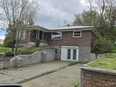 /international/us/106-n-galena-st-council-id-110107551974/
