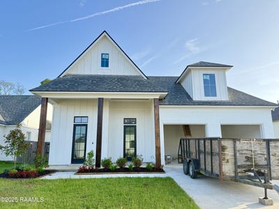 /international/us/200-cape-town-avenue-youngsville-la-110097218966/