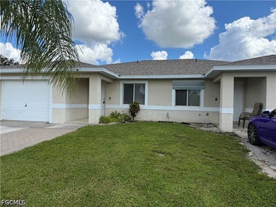 /international/us/1219-1221-andalusia-boulevard-cape-coral-fl-110120629306/