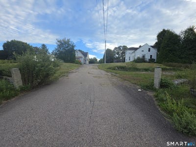 /international/us/1203-poquonnock-road-groton-ct-110110270930/