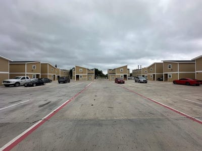 /international/us/46-e-washington-street-san-angelo-tx-110091795667/