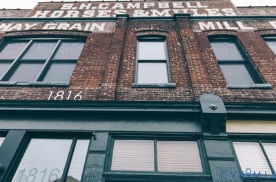 /international/us/1806-e-franklin-street-richmond-va-110107263339/