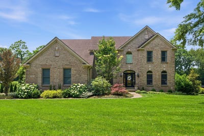 /international/us/5002-lupreese-lane-versailles-ky-110108611784/