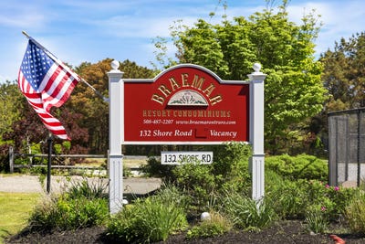 /international/us/132-shore-road-north-truro-ma-110108124097/