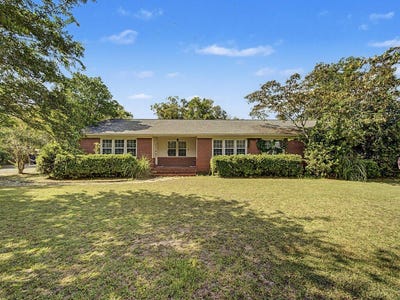 /international/us/121-w-thigpen-ave-lakeland-ga-110109826276/