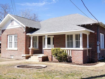 /international/us/309-east-hinton-road-weimar-tx-110105520060/
