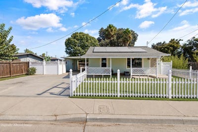 /international/us/126-powell-avenue-lemoore-ca-110120510953/