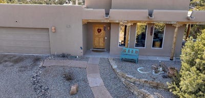 /international/us/11-tres-amigos-road-placitas-nm-110120621723/