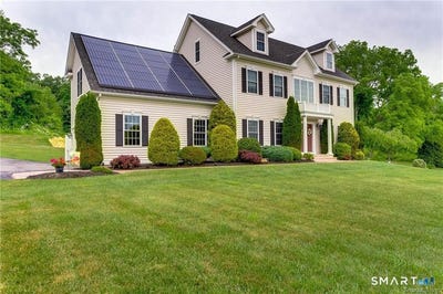 /international/us/833-millbrook-road-middletown-ct-110107754321/