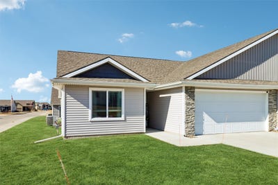 /international/us/800-juniper-street-nw-bondurant-ia-110104431914/