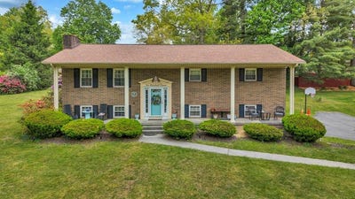 /international/us/211-grist-mill-drive-beckley-wv-110108078059/