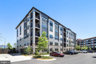 /international/us/12850-mosaic-park-way-herndon-va-110108547612/