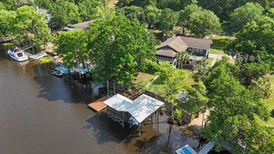 /international/us/2015-lees-landing-circle-conway-sc-110108437514/