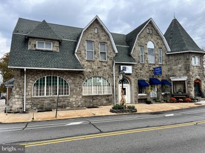 /international/us/27-s-lansdowne-avenue-lansdowne-pa-110103406818/