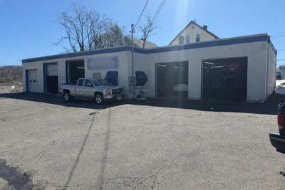 /international/us/15-atwood-attleboro-ma-110106364989/