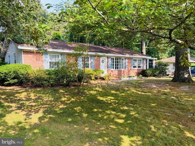 /international/us/6858-lois-avenue-salisbury-md-110109103972/