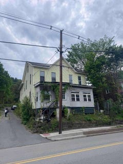 /international/us/804-napoleon-st-johnstown-pa-110108803042/
