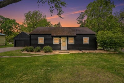 /international/us/4701-shore-acres-road-monona-wi-110108065945/