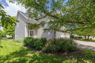 /international/us/455-n-mckenzie-ln-northliberty-ia-110100047298/