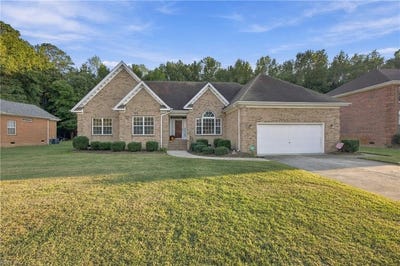 /international/us/1103-old-vintage-road-chesapeake-va-110120770488/