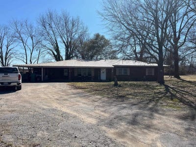 /international/us/4300-s-highway-65-pine-bluff-ar-110107923038/