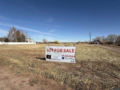 /international/us/crazy-ate-lot-2-mountain-view-wy-110097570640/