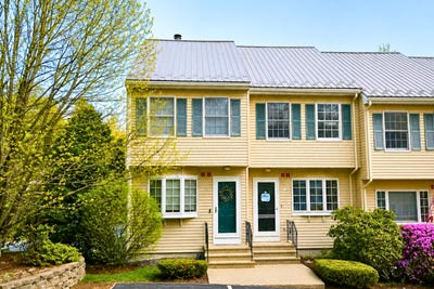 /international/us/266-endicott-street-laconia-nh-110107823746/
