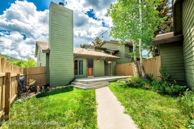 /international/us/18-s-meadow-view-court-glenwood-springs-co-110099881091/