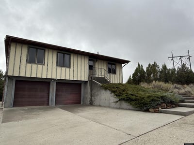 /international/us/137-cedar-ridge-drive-thermopolis-wy-110120515510/