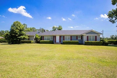 /international/us/417-w-bay-street-doerun-ga-110092753723/