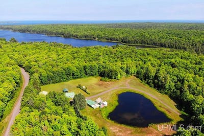 /international/us/31357-mud-lake-road-lake-linden-mi-110108120776/