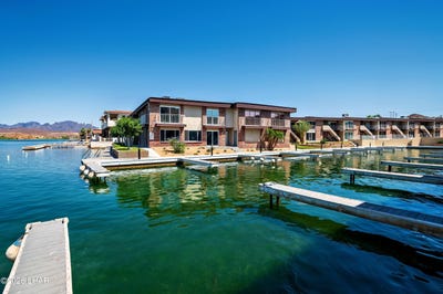 /international/us/9170-riverside-dr-parker-az-110107724537/